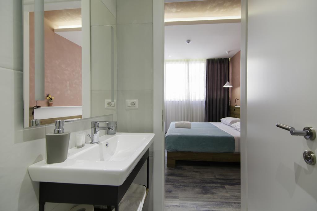 Urban Rooms Tiranë Ngoại thất bức ảnh