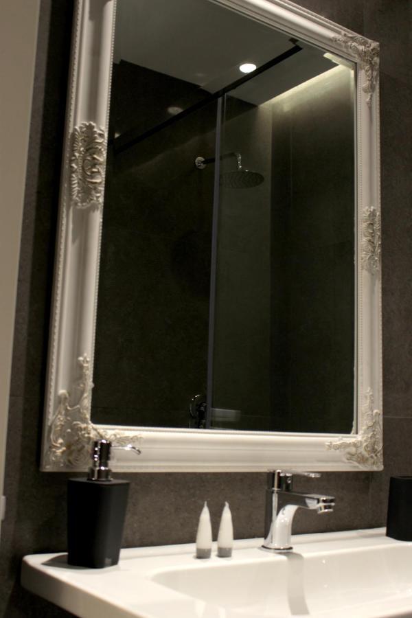 Urban Rooms Tiranë Ngoại thất bức ảnh