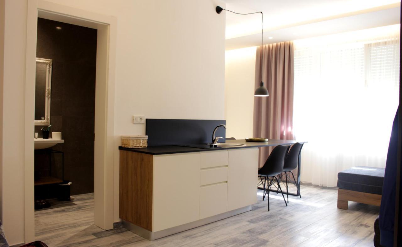 Urban Rooms Tiranë Ngoại thất bức ảnh