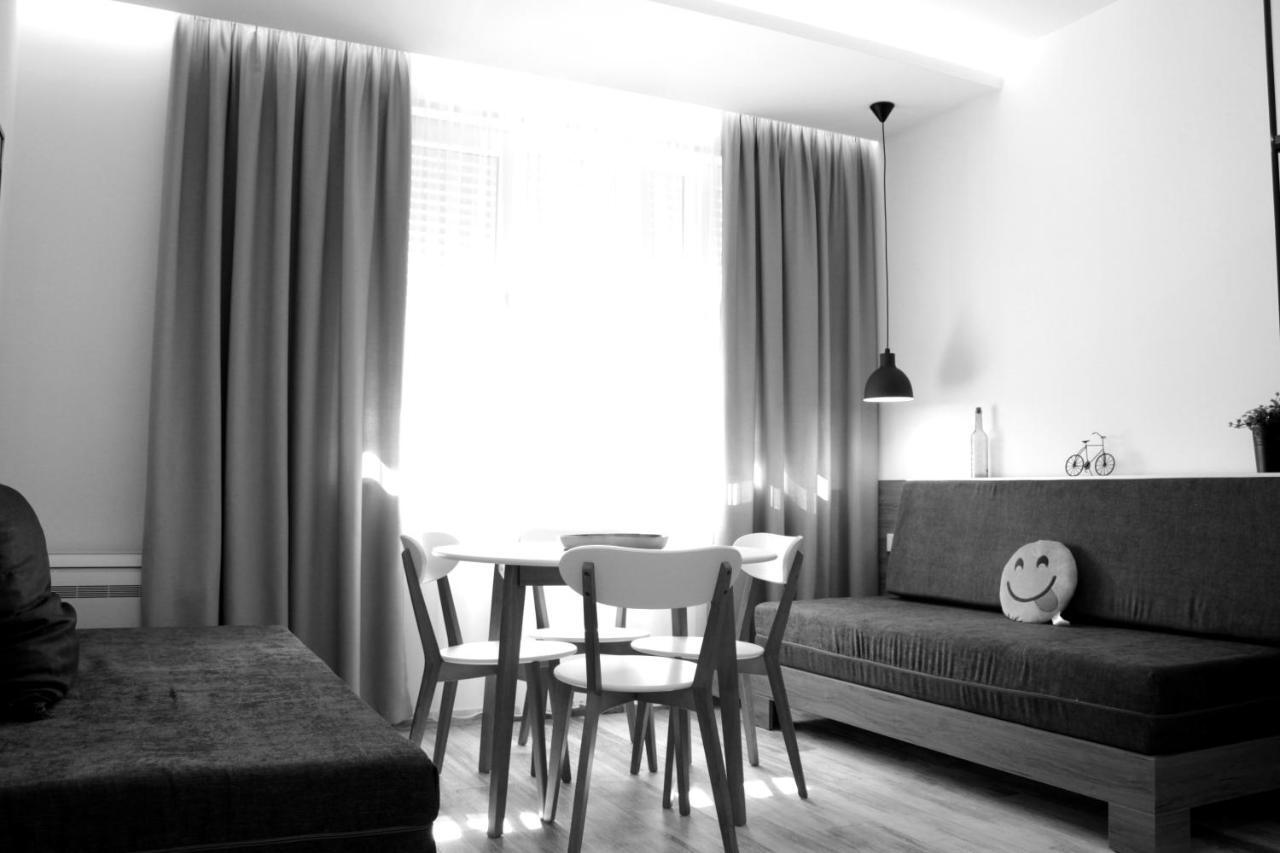 Urban Rooms Tiranë Ngoại thất bức ảnh
